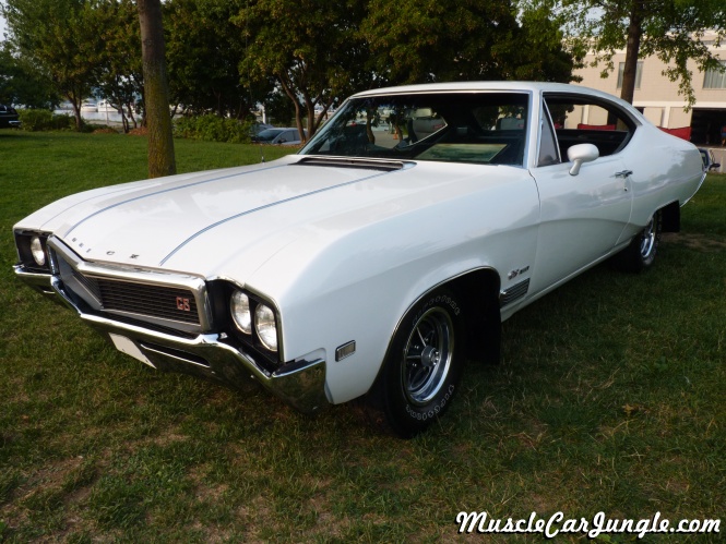 1968 Buick GS 350 Front Left