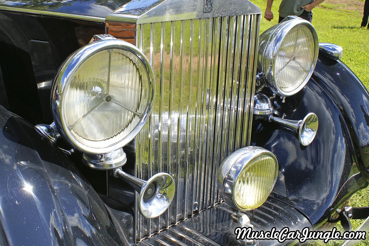 1937 Rolls Royce Phantom III Lights
