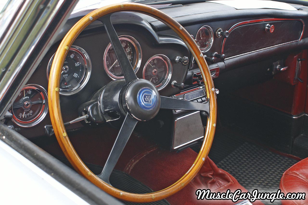 1962 Aston Martin DB4 Dash