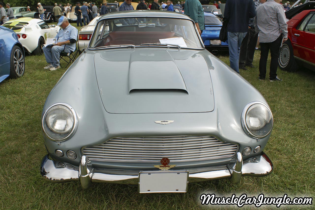 1962 Aston Martin DB4 Front