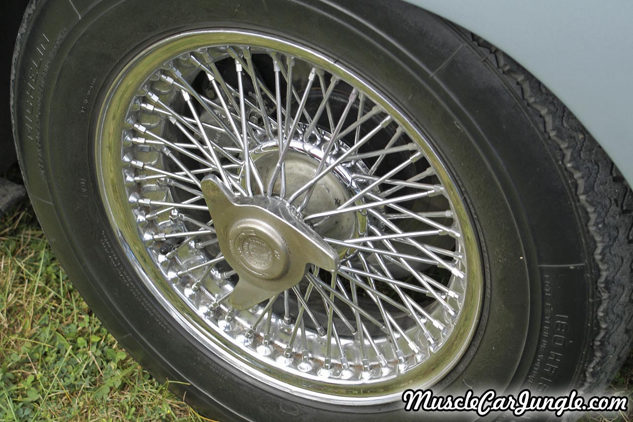 1962 Aston Martin DB4 Wheel