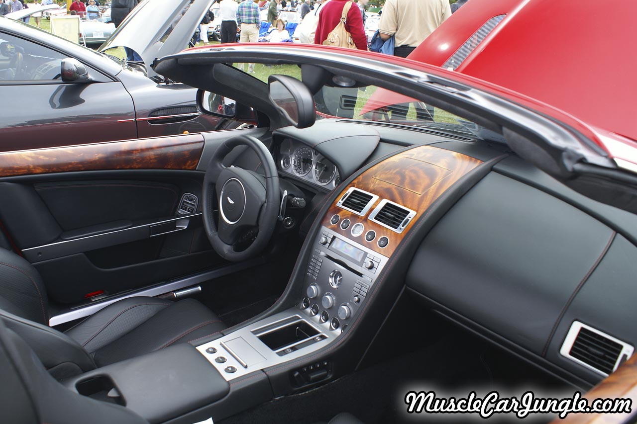 2007 DB9 Volante Interior