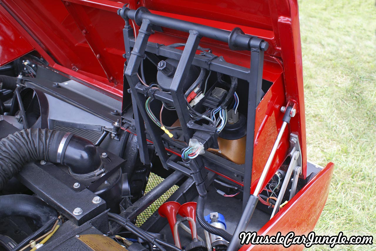 1986 Aston Martin Lagonda Headlight Mechanism