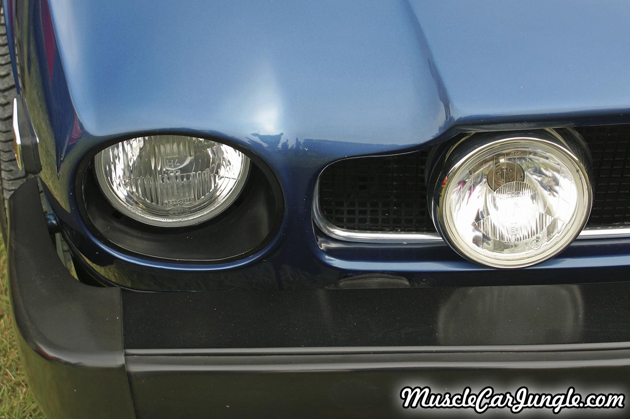 1985 Aston Martin V8 Volante Lights