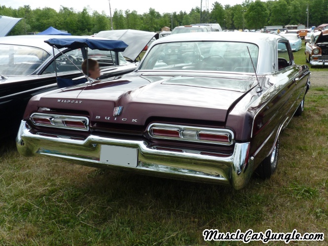 1962 Buick Wildcat Rear
