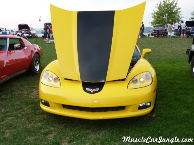 2009 Hertz Corvette Zhz Front