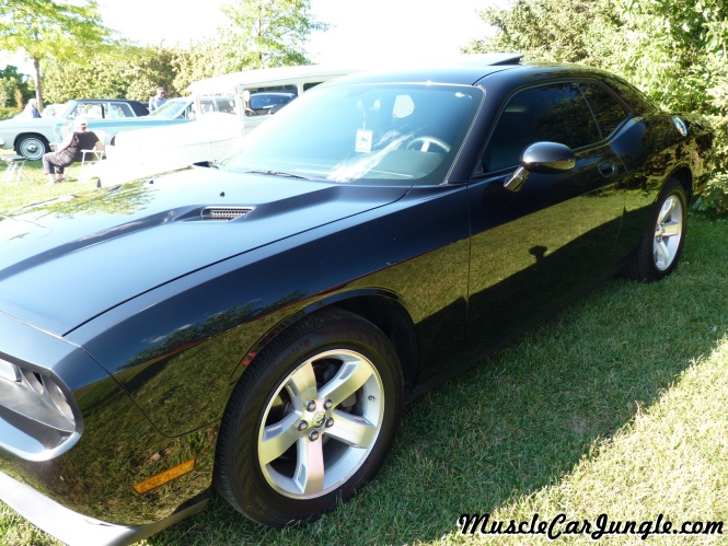 Dodge Challenger Left Side