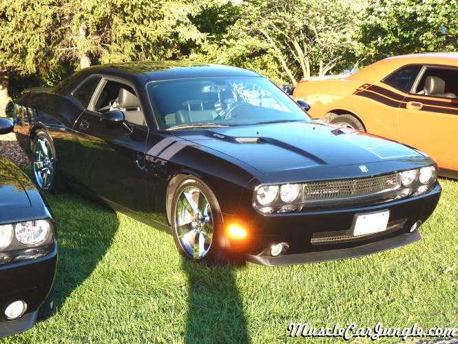 RT Hemi Challenger Front Right