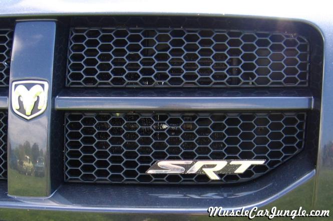2006 Dodge Magnum SRT8 Grill