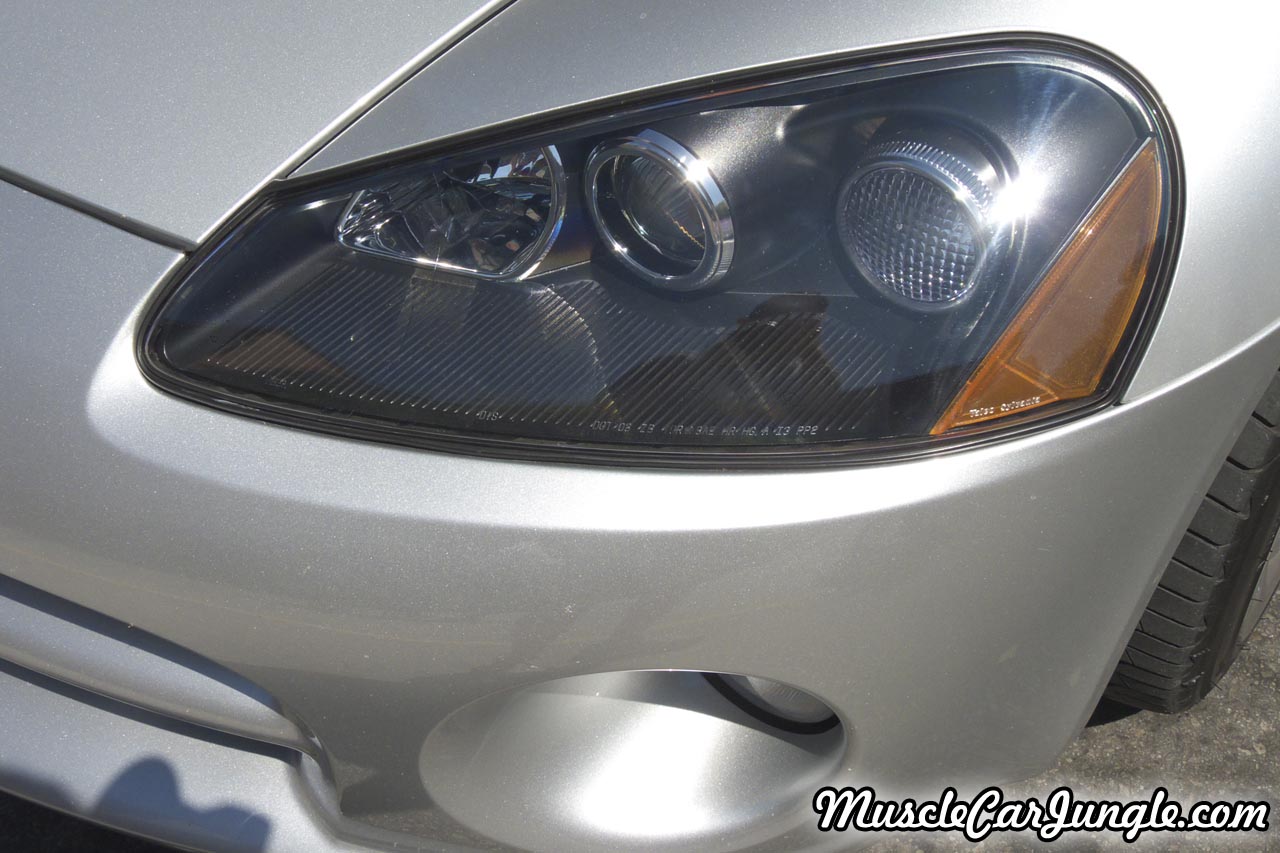 SRT-10 Viper Headlight