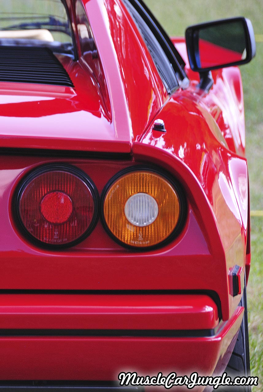 1988 Red Ferrari 328 GTS Tail Lights