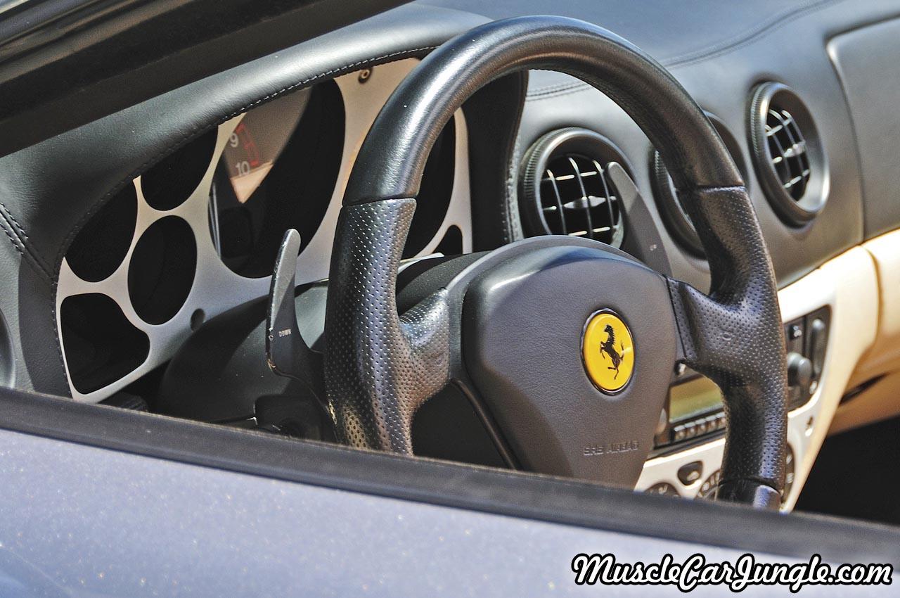 2001 Ferrari 360 Spider Dash