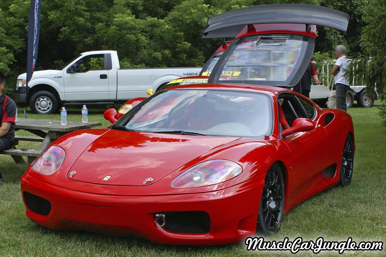 Ferrari Challenge Stradale Front Left
