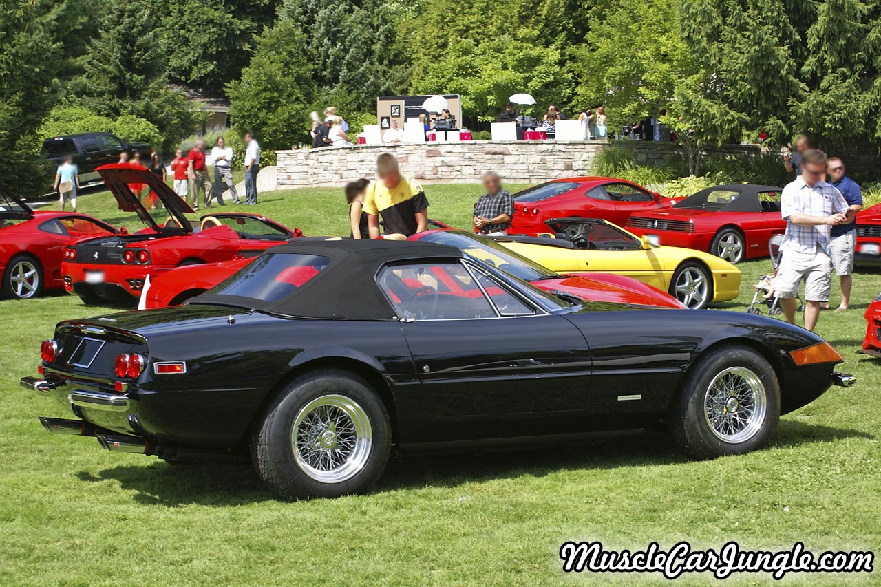 Ferrari Daytona Right Side