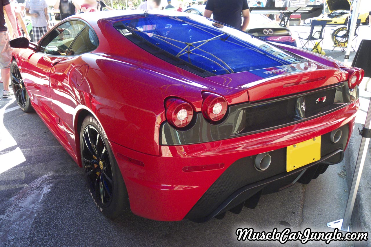 Ferrari Scuderia Rear Left