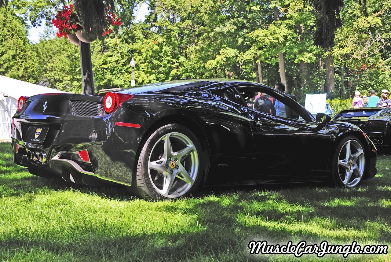 Black Ferrari 458 Italia Rear Right