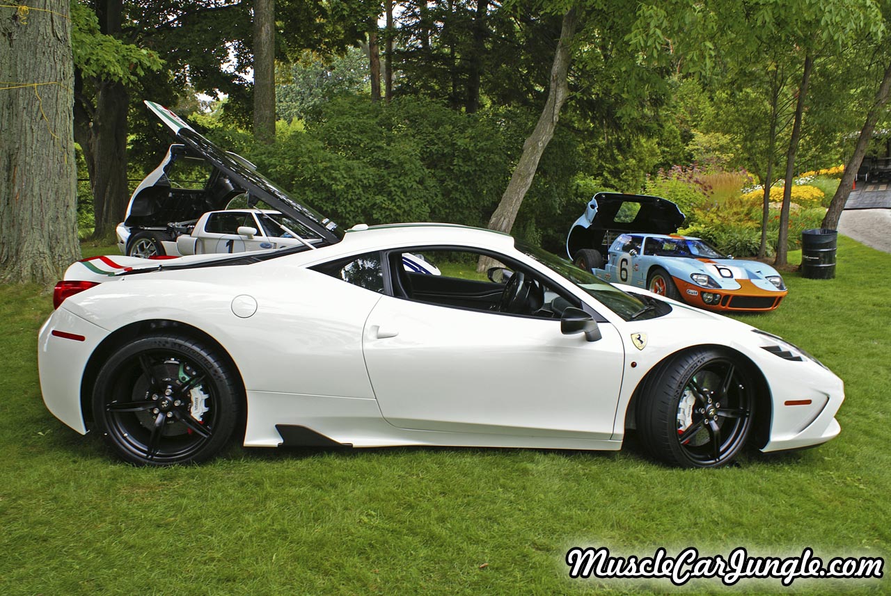 458 Speciale Right Side