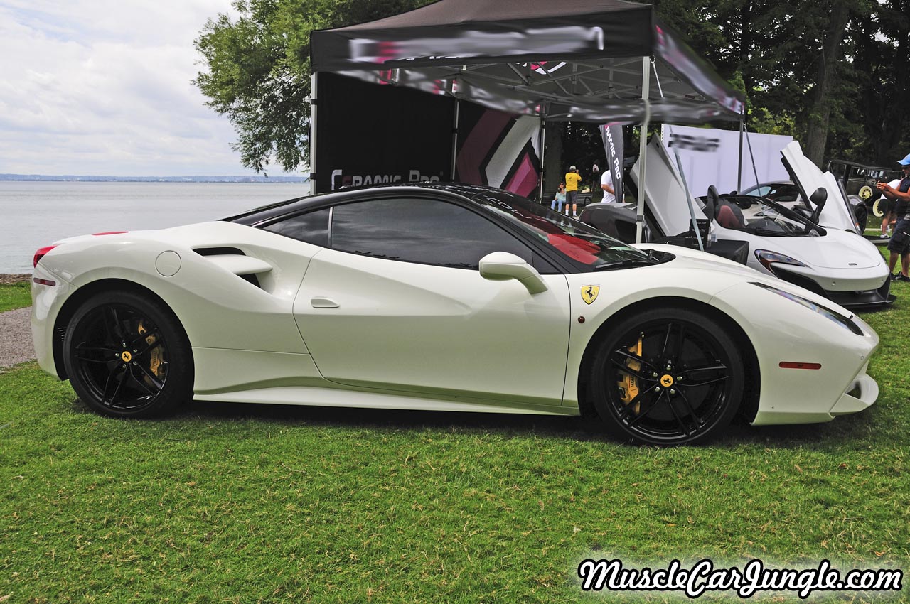 2016 Ferrari 488 Right Side