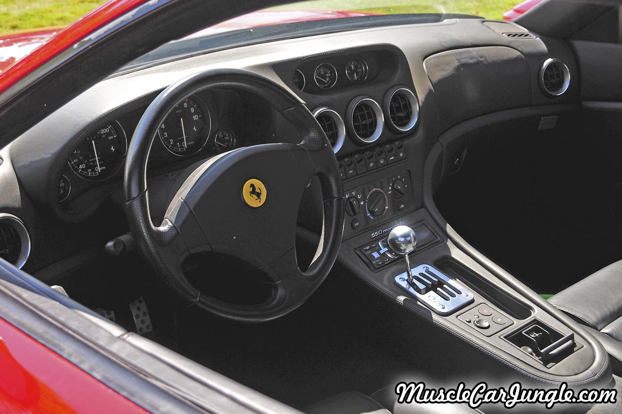Red Ferrari 550 Dash