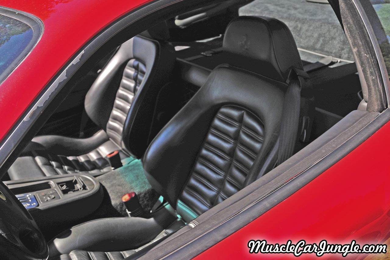 Red Ferrari 550 Seats