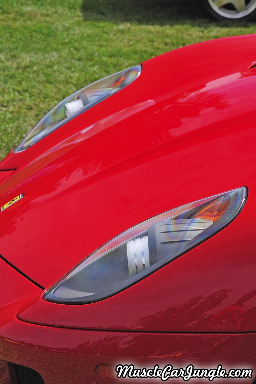 Red Ferrari 599 Headlights