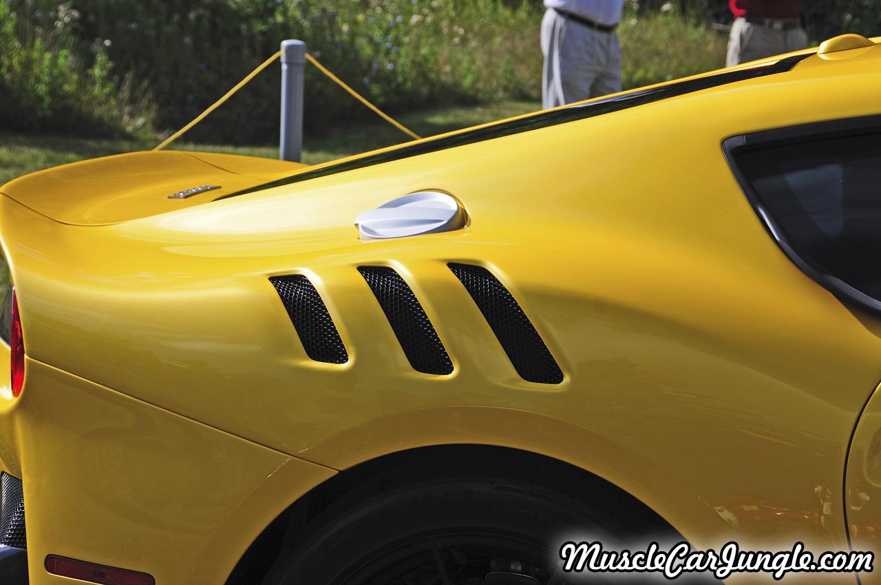 2016 Ferrari F12tdf Rear Fender