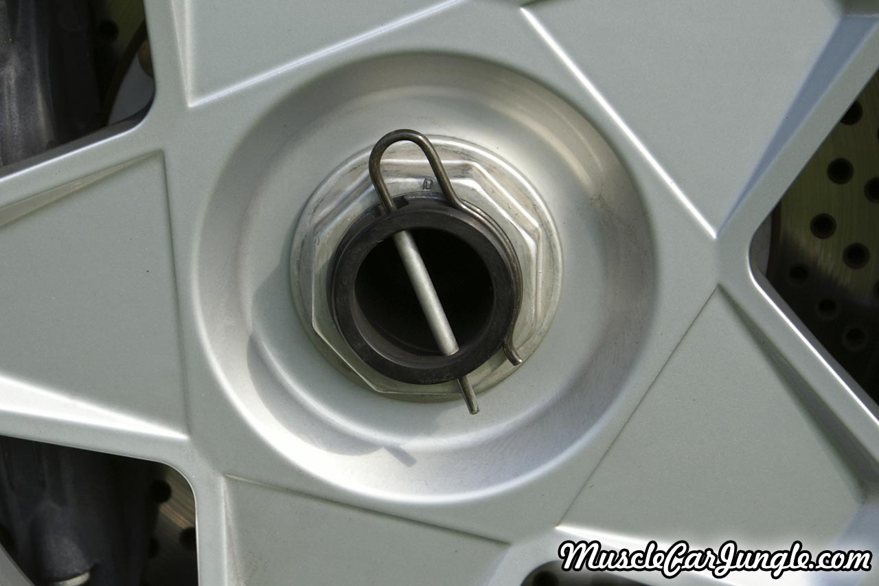 1991 Ferrari F40 Wheel Center