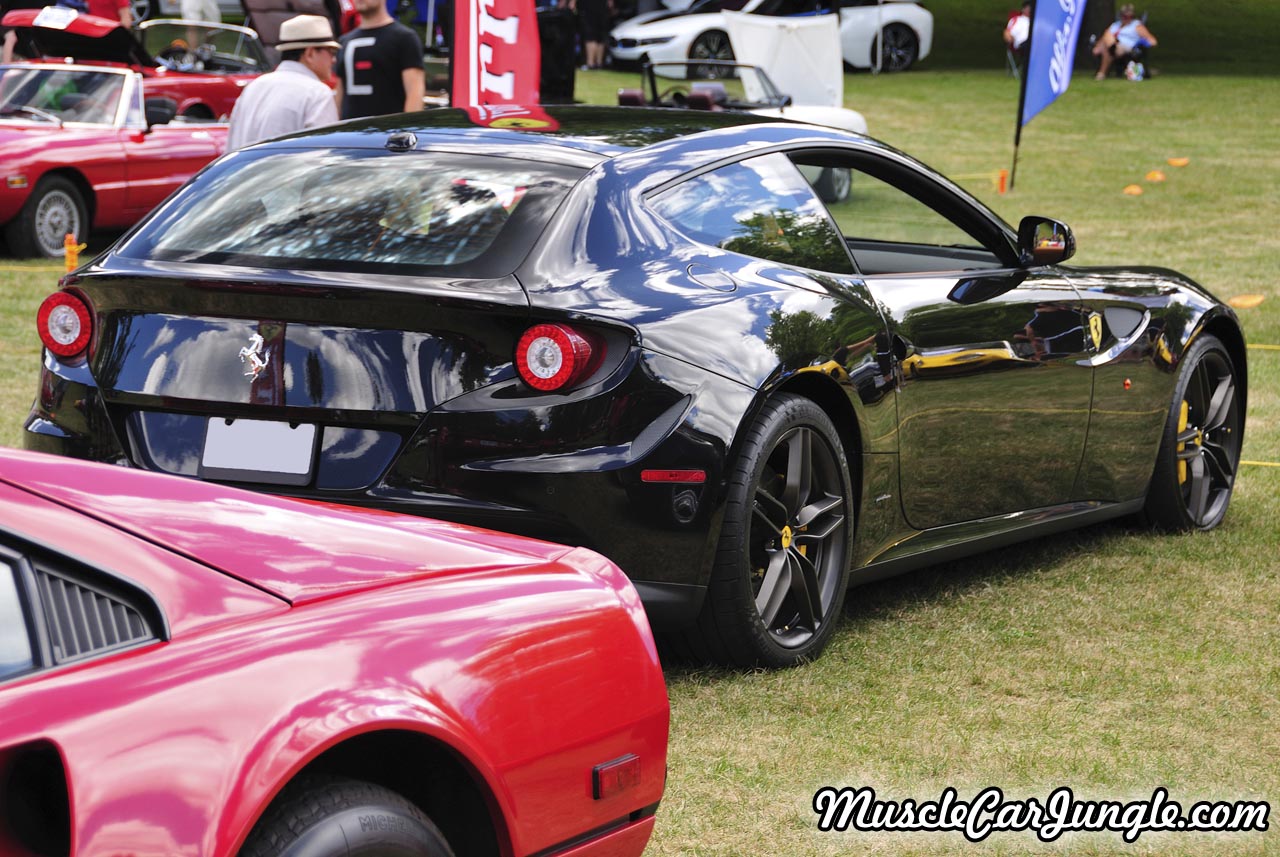 Ferrari FF Rear Right