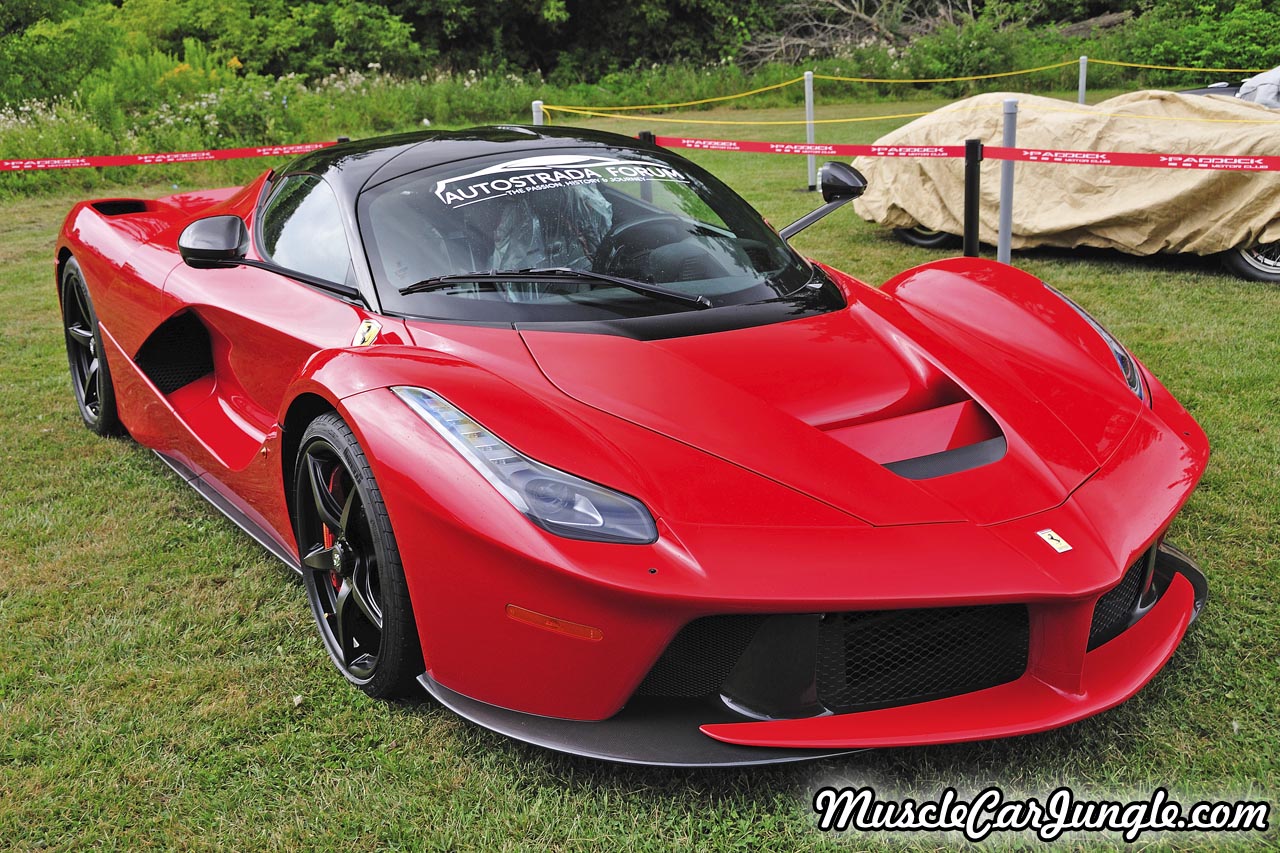 LaFerrari Front Right