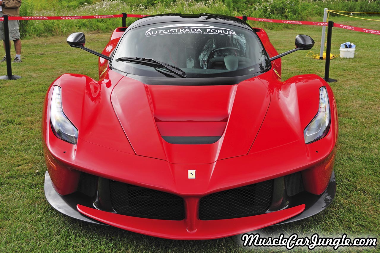 LaFerrari Front