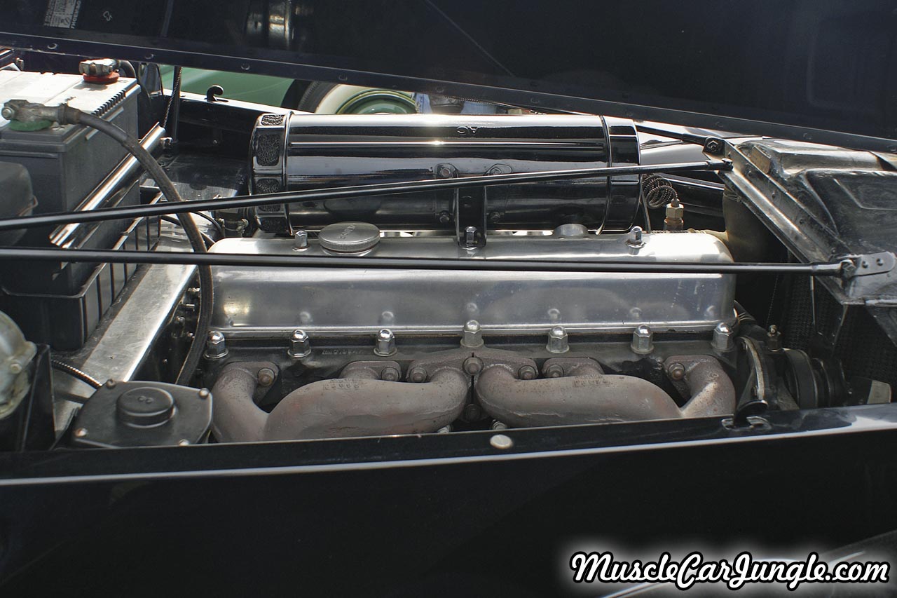 1949 Jaguar MK V Drop Head Coupe Engine
