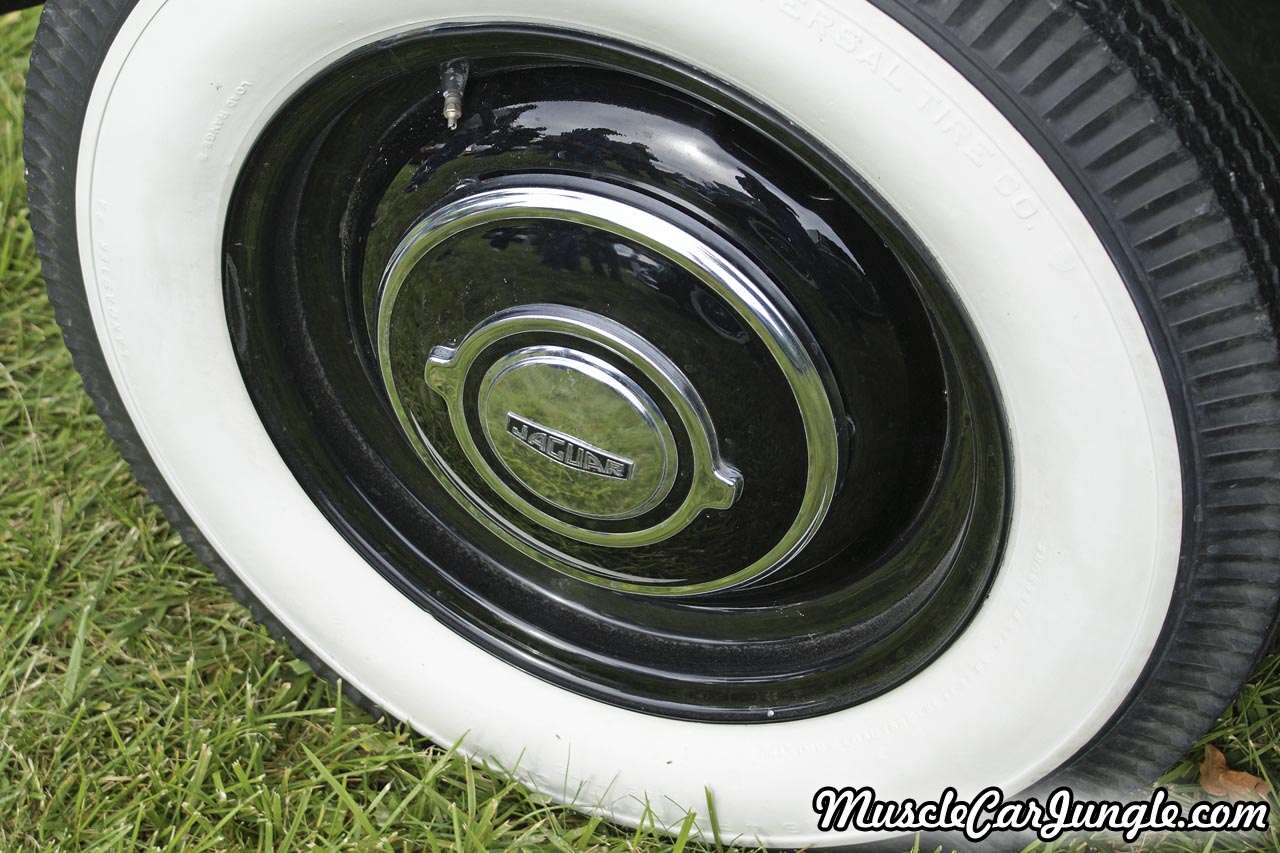 1949 Jaguar MK V Drop Head Coupe Wheel