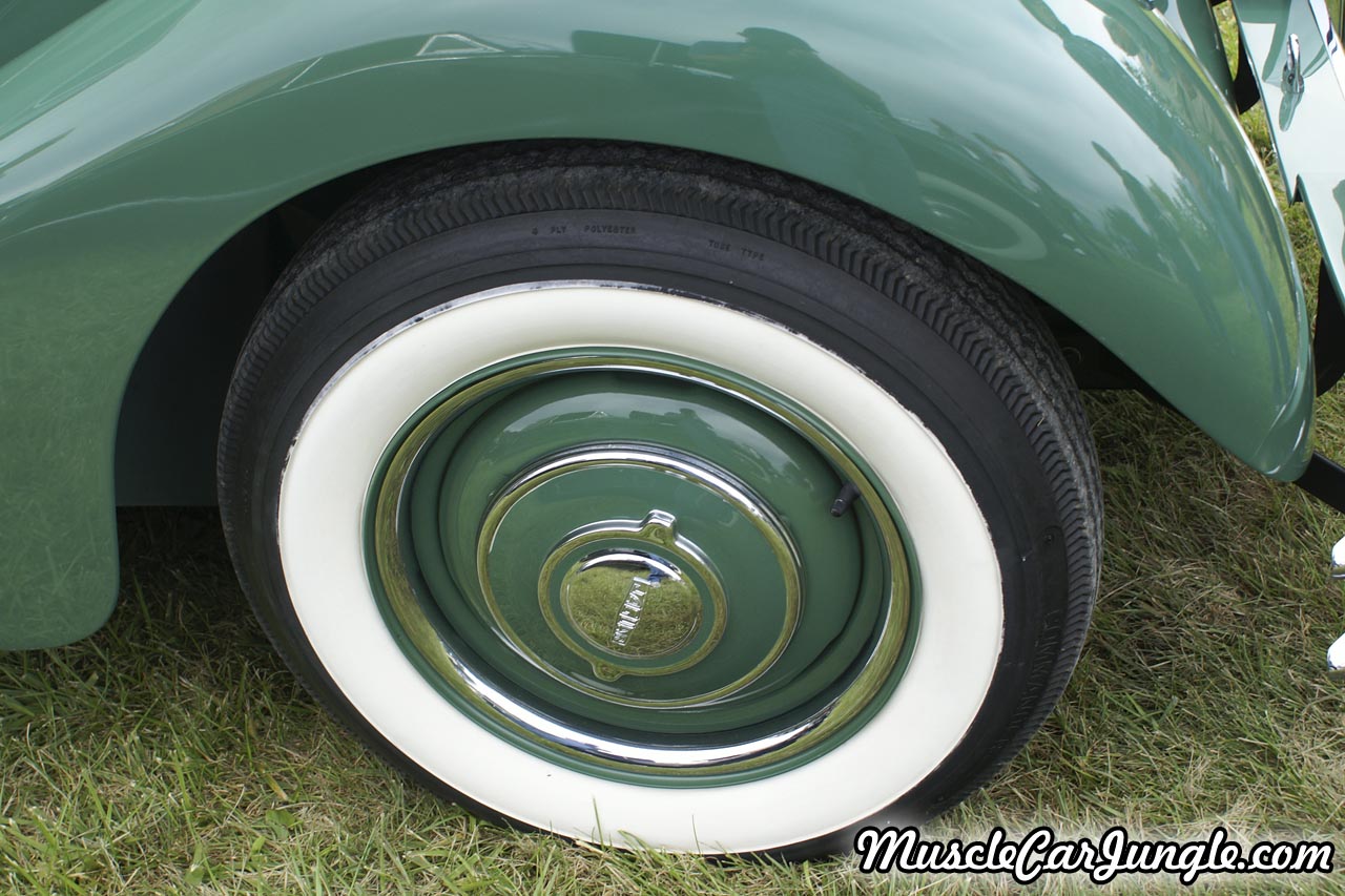 1950 Jaguar MK V Drop Head Coupe Wheel