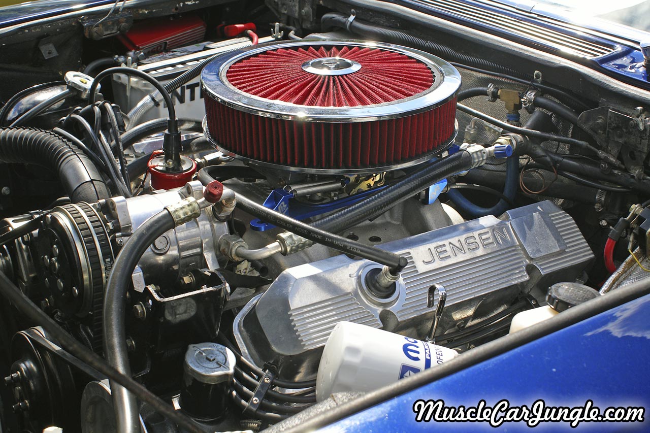 Jensen Interceptor 1973 Engine