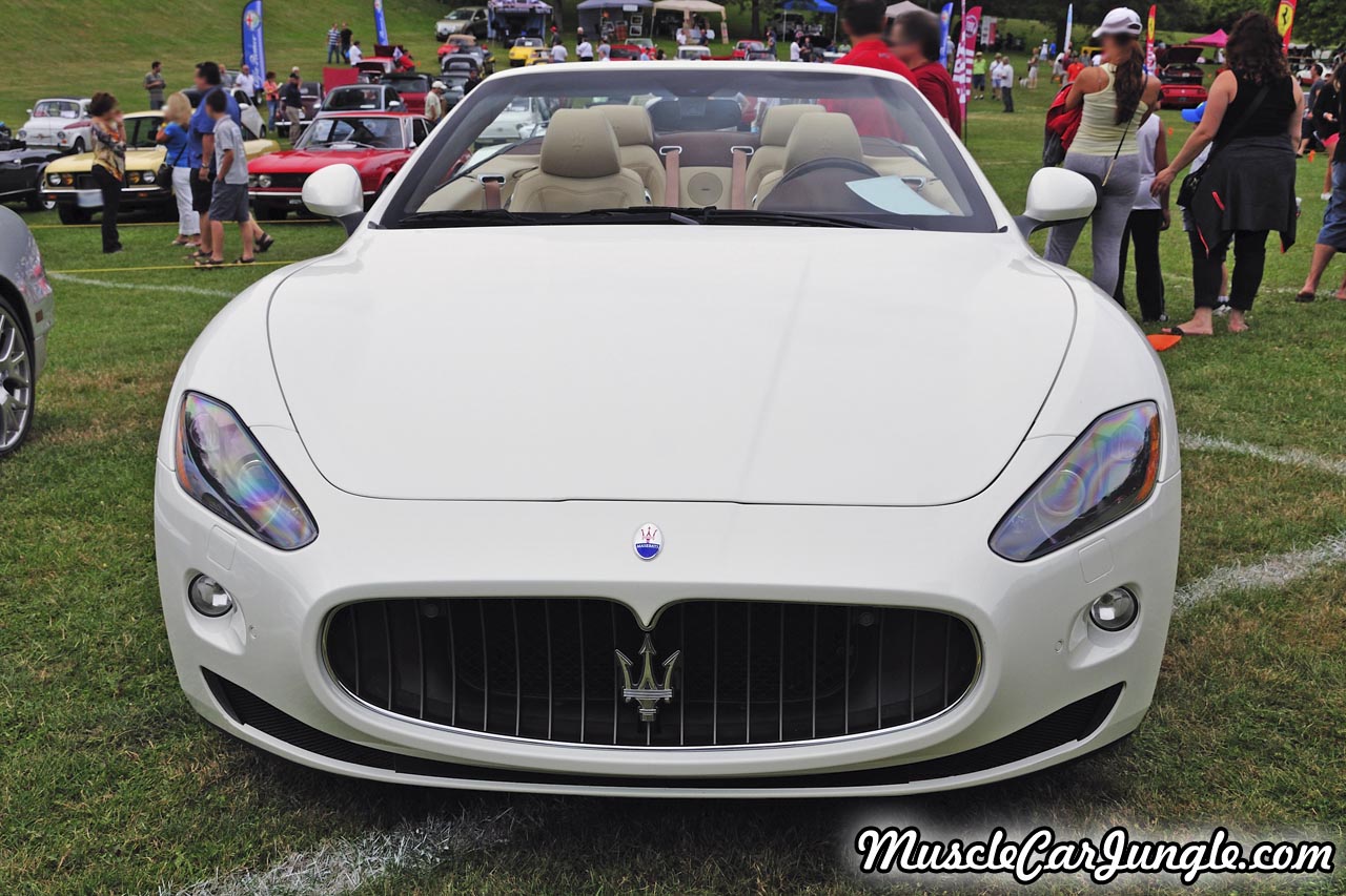 2011 GranTurismo S Convertible Front