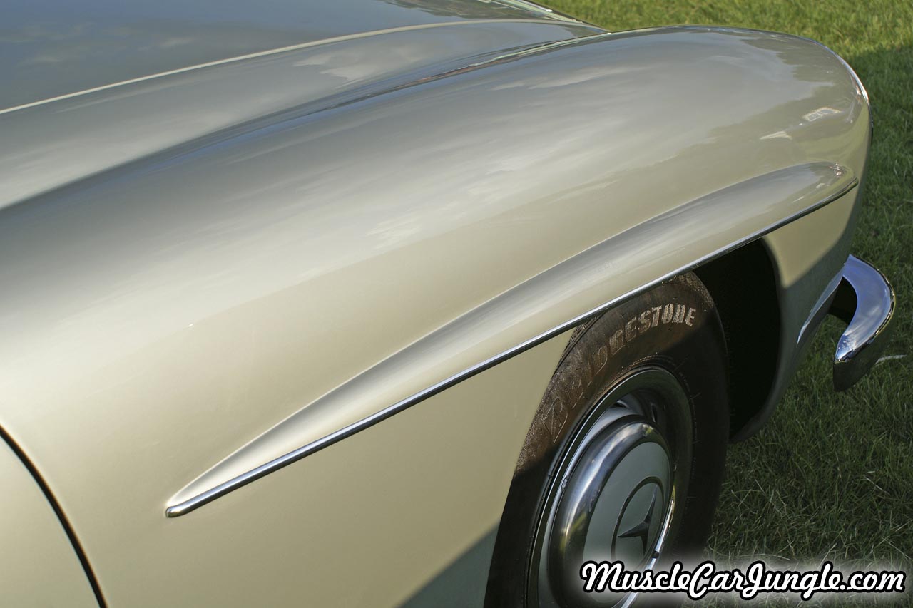 1956 190 SL Front Fender