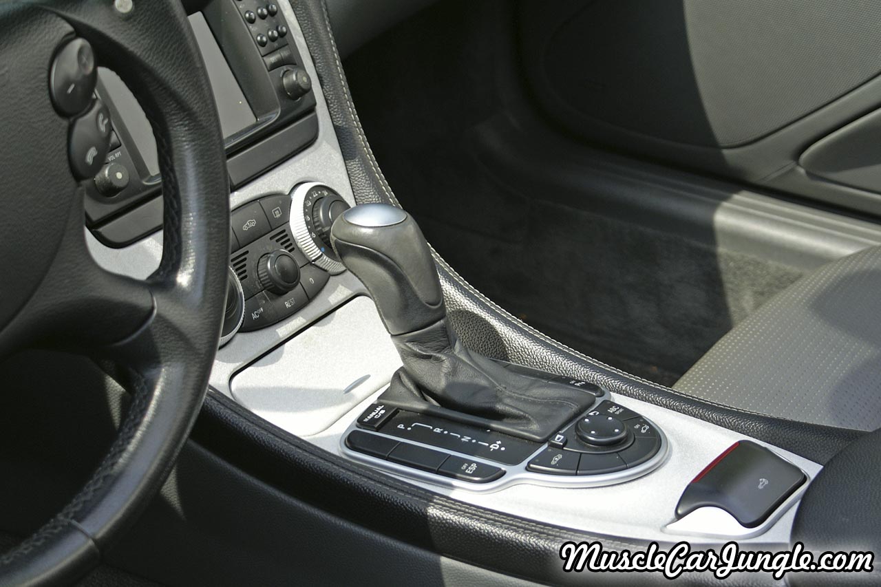 Mercedes SL55 AMG Roadster Console