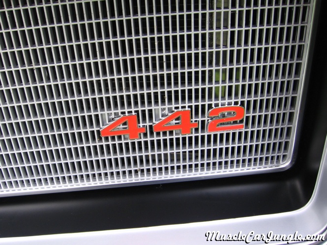 1972 Oldsmobile 442 Convertible Grill