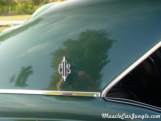 1967 Cutlass Roof Badge