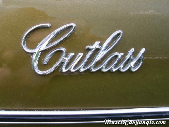 1971 Cutlass Supreme Emblem