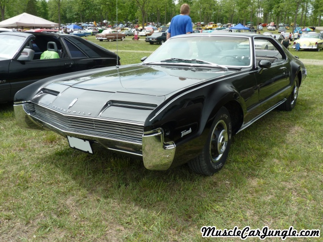 1966 Oldsmobile Tornado