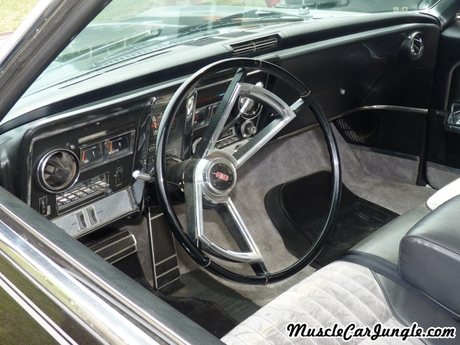 1966 Oldsmobile Tornado Dash