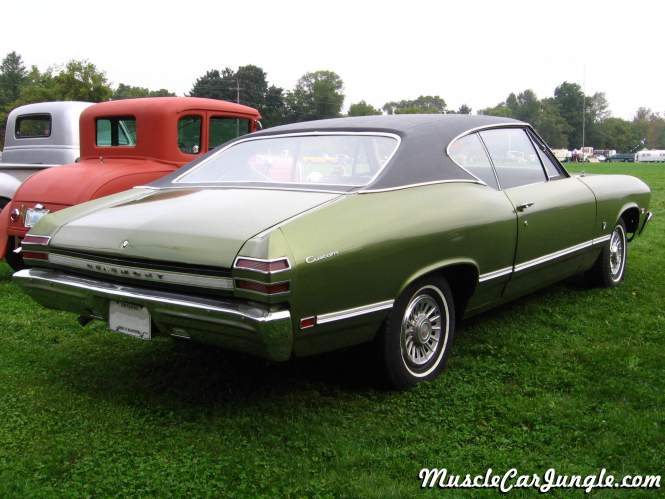 1968 Pontiac Beaumont 327 Rear Right Side