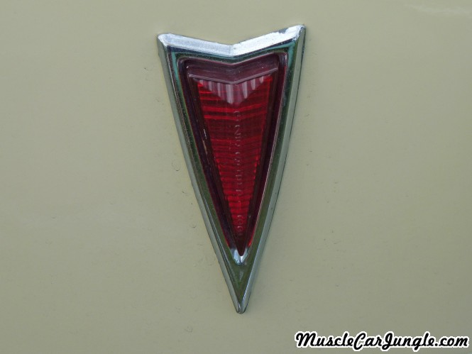 1968 Pontiac Firebird 400 Rear Fender Crest