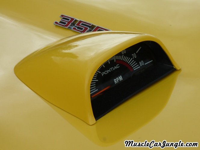 1969 Pontiac Firebird 350 Hood Tach