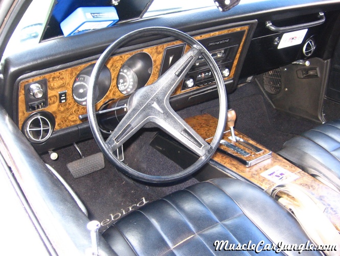 1969 Pontiac Firebird 400 Dash