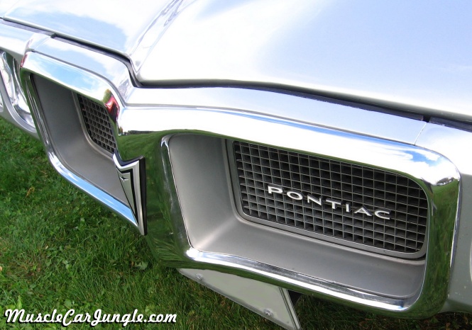 1969 Pontiac Firebird 400 Grill