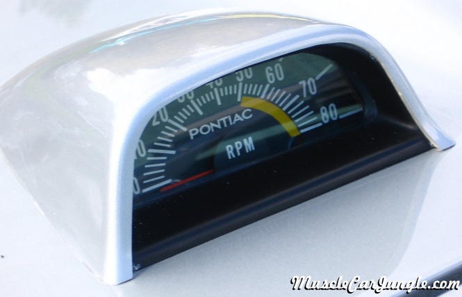 1969 Pontiac Firebird 400 Hood Tach