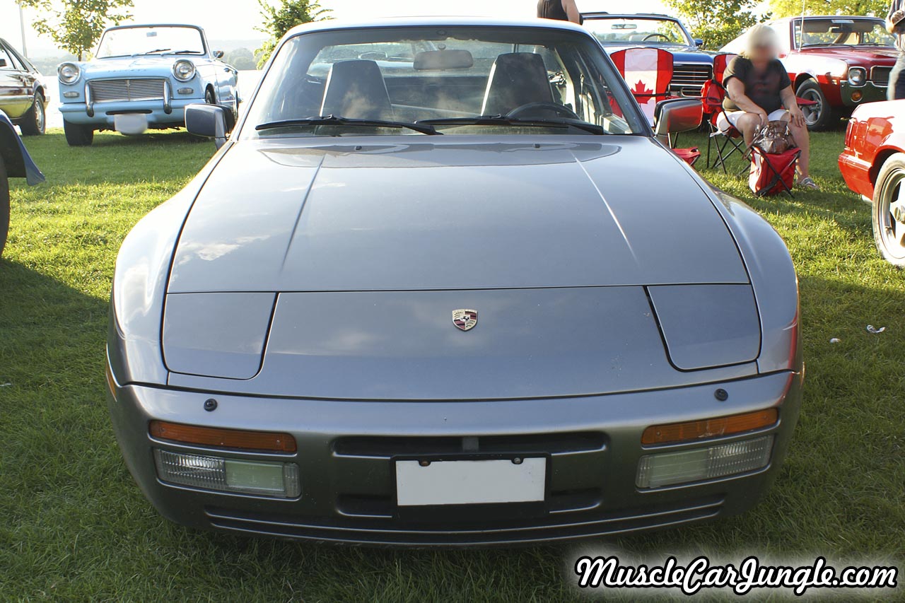 Porsche 944 Turbo Front